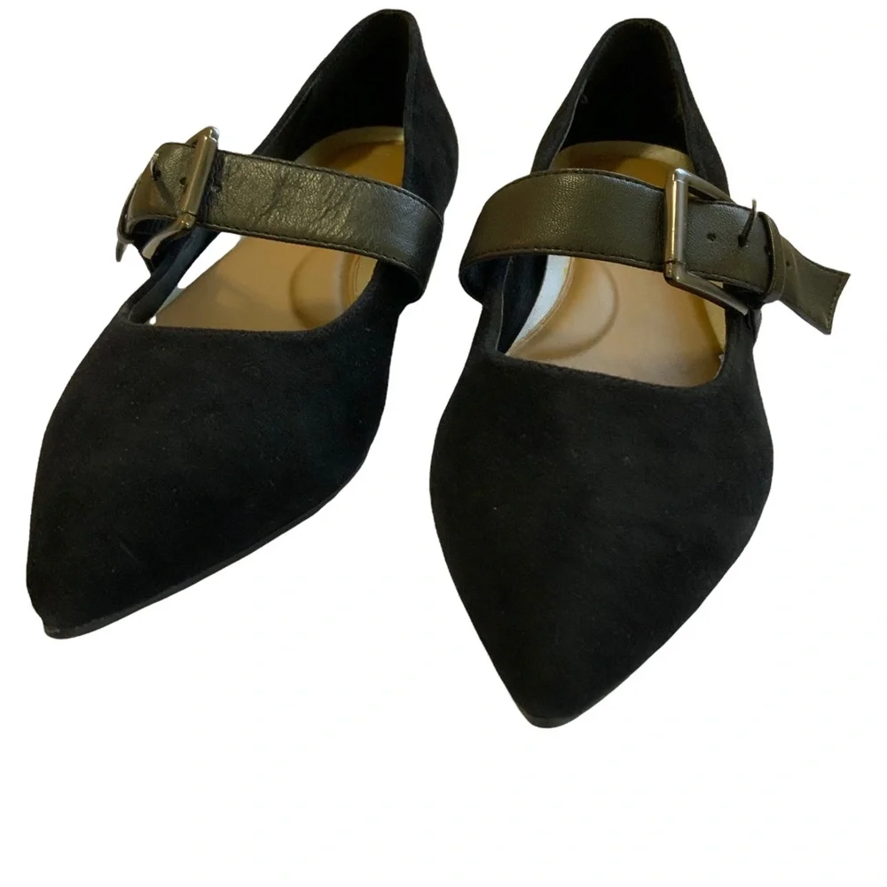 AEROSOLES Black Pointed Flats with Strap - Picture 7 of 10